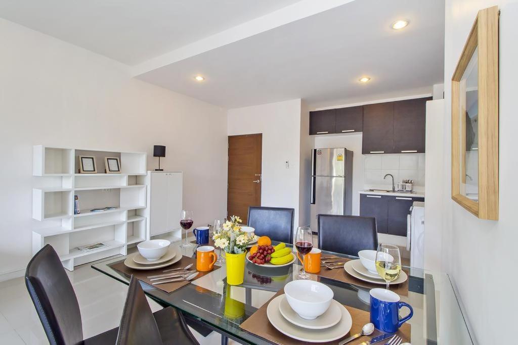 Chic Condo By Resava Karon Exterior foto